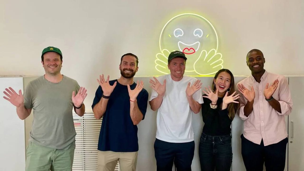 The Rise of HuggingFace AI's Ultimate Playground - Learn AI With Kesse ...