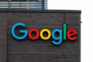 The Google logo and lettering can be seen on the facade of the company's Munich headquarters.