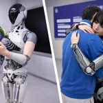 China New AI Robots Gain HUMAN SENSES (Touch, Vision, Smell And Memory)
