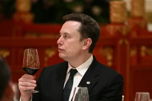 Elon Musk has given up on solar power (on Earth)