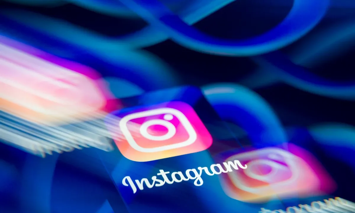 Instagram icon